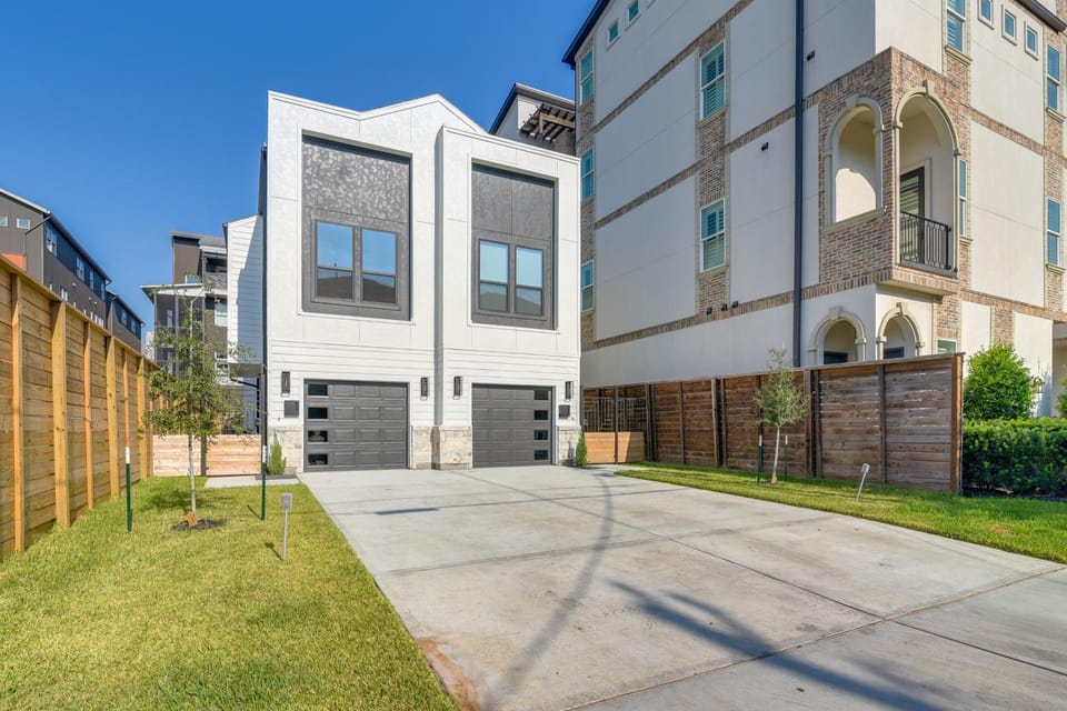 FIFA Fan Fest Prime Location | Pet-Friendly EaDo! House in Houston