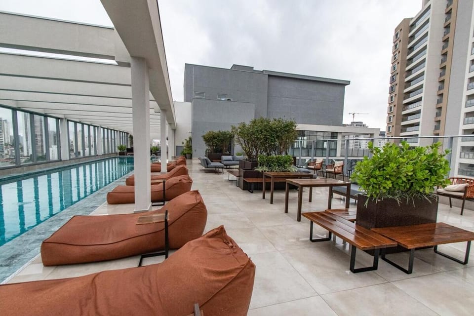 Balcony/Terrace, Pool view, Swimming pool, sunbed
