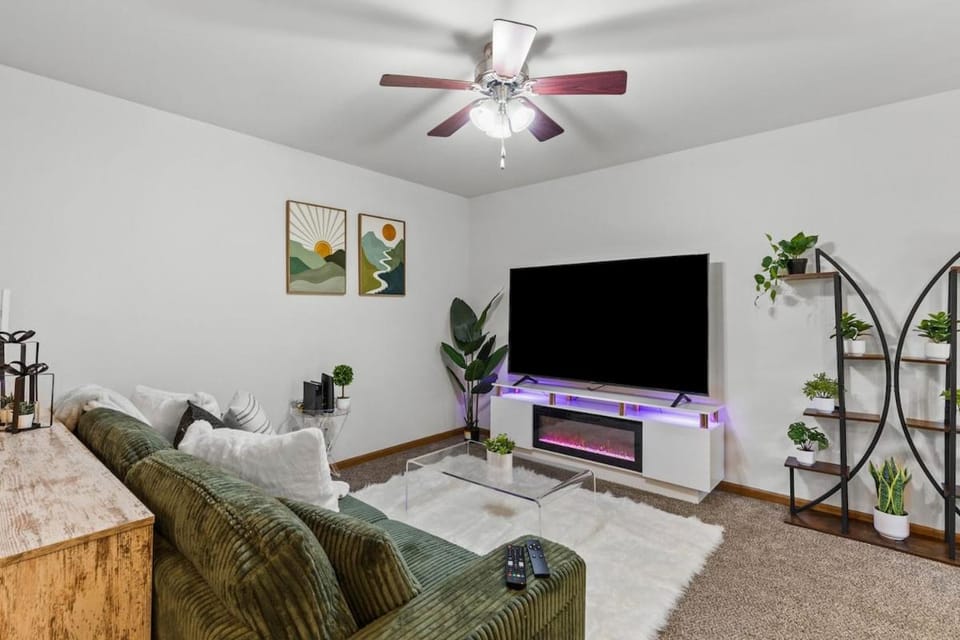 T Sweet Saint Louis Airport 1 Bedroom Apartment Apartment in Maryland Heights