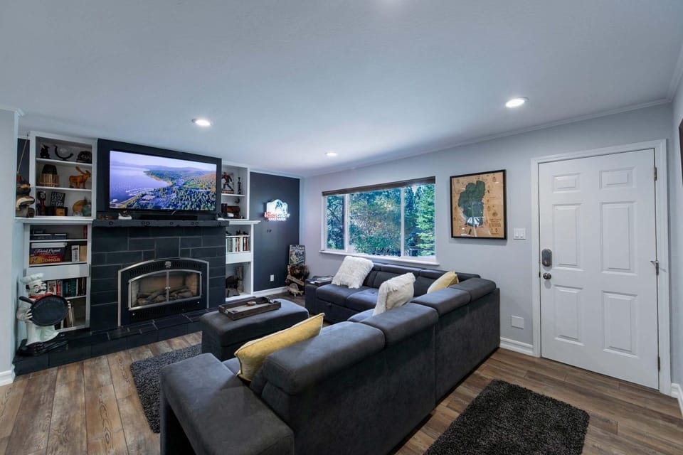 Private Woods - Cottage for 4 House in South Lake Tahoe