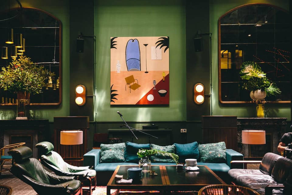 Lounge or bar, Area and facilities
