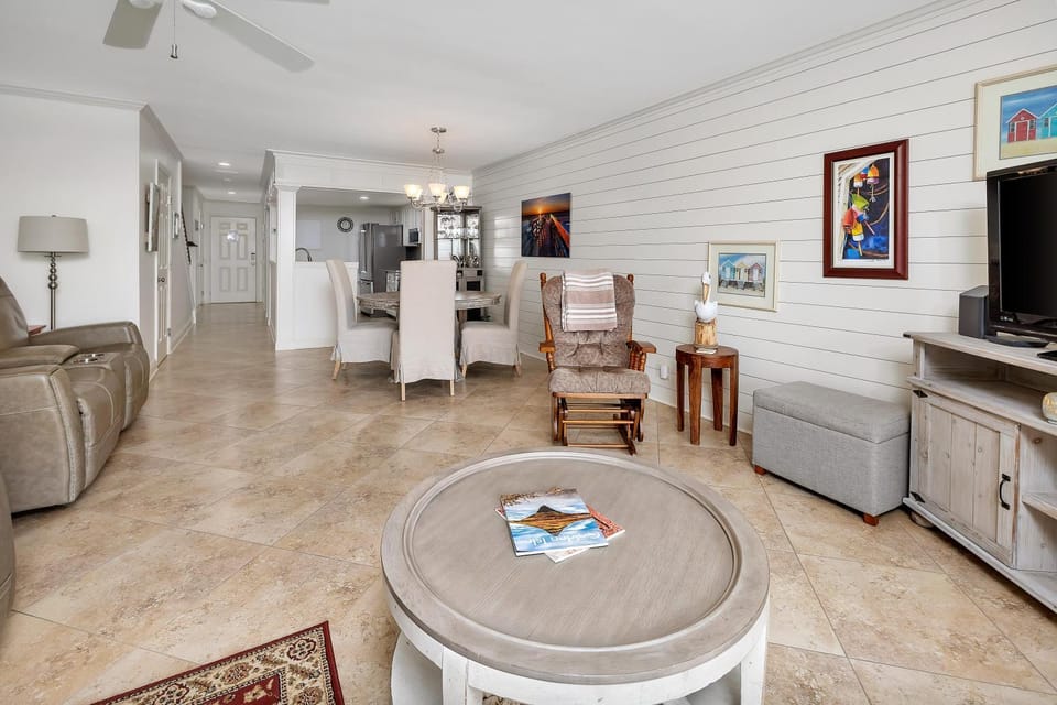 1112 Beachview Drive House in Saint Simons Island