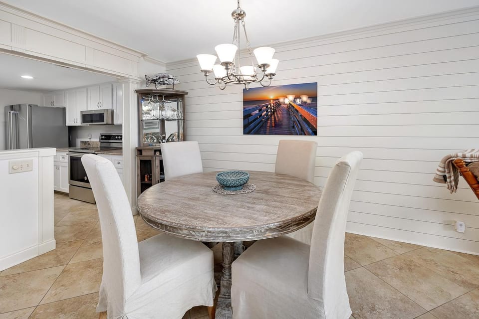 1112 Beachview Drive House in Saint Simons Island