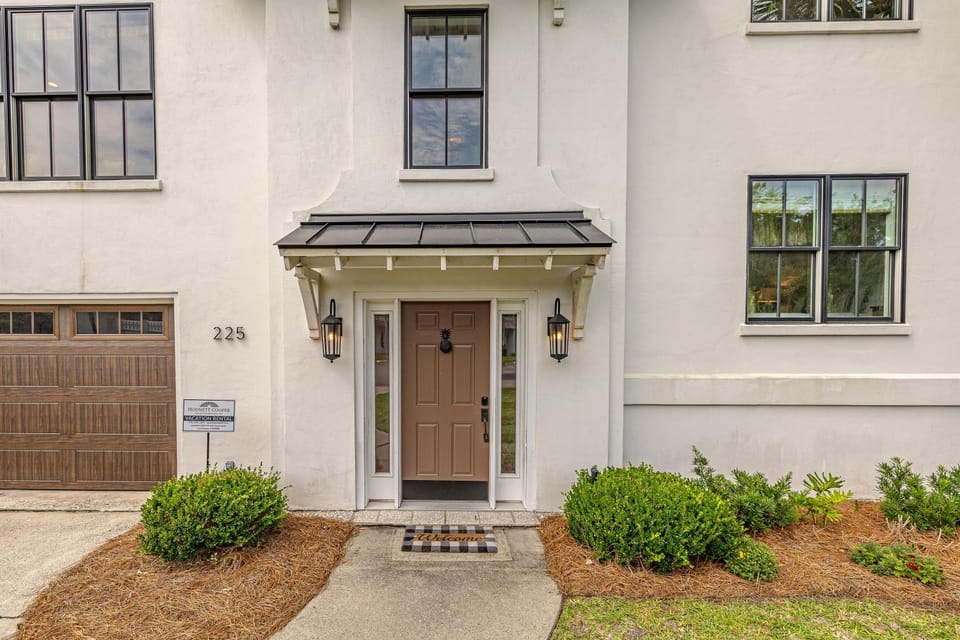225 Olive Way House in Saint Simons Island