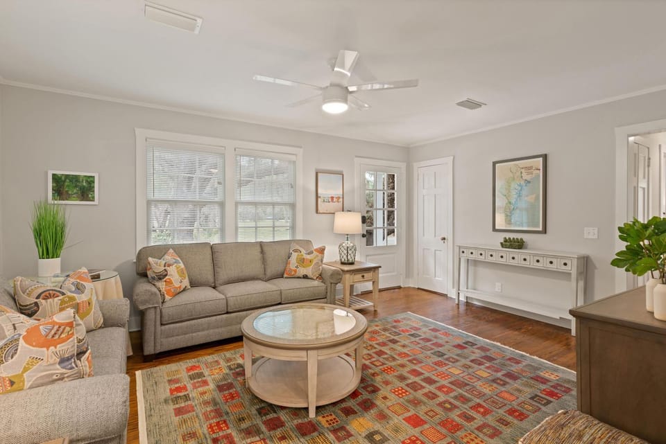 506 Poplar Ave House in Saint Simons Island