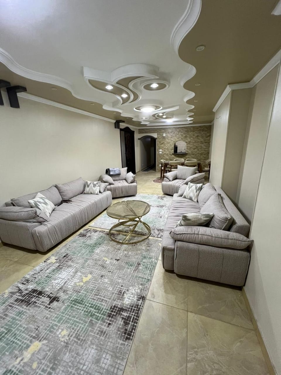 4 شارع الدكتور لاشين المريوطية فيصل Apartment in Egypt