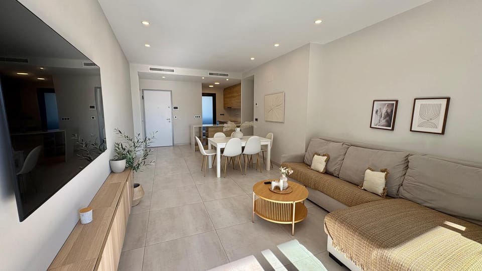 Living room, Dining area
