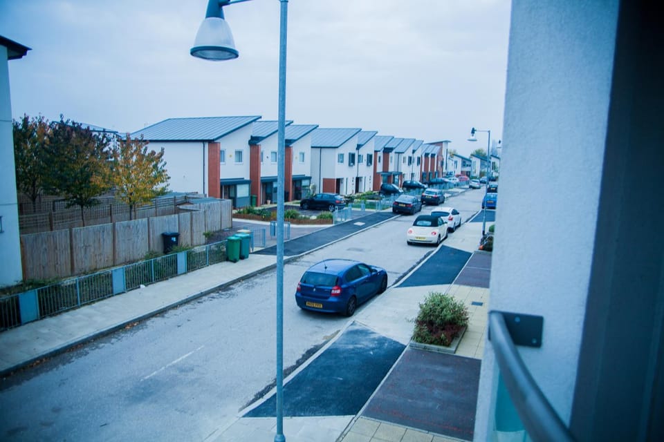 Neighbourhood, Street view