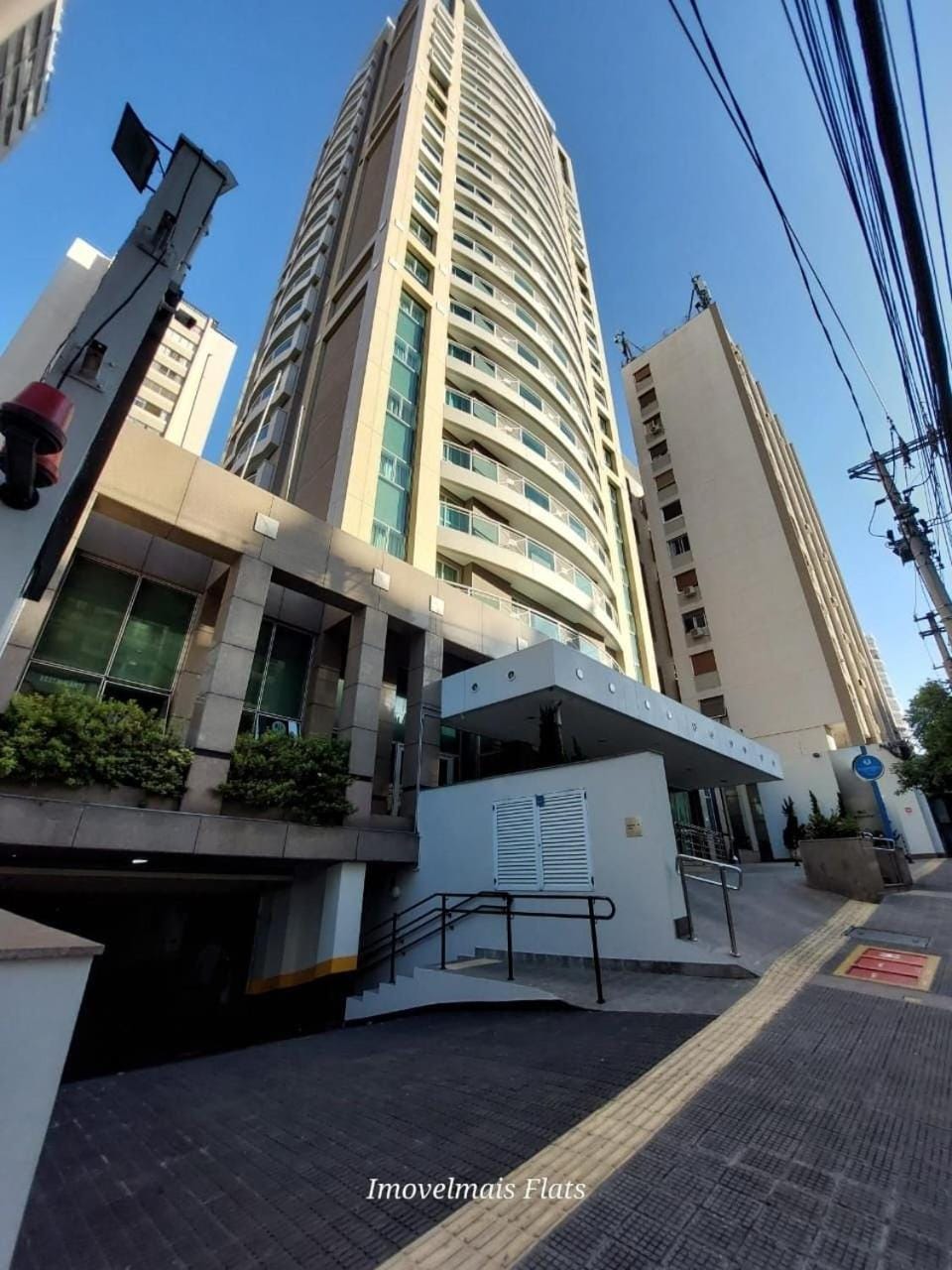 Property building, Facade/entrance