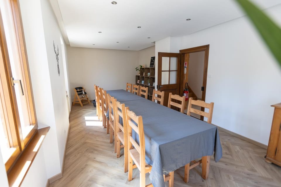 Banquet/Function facilities, Dining area, Meals