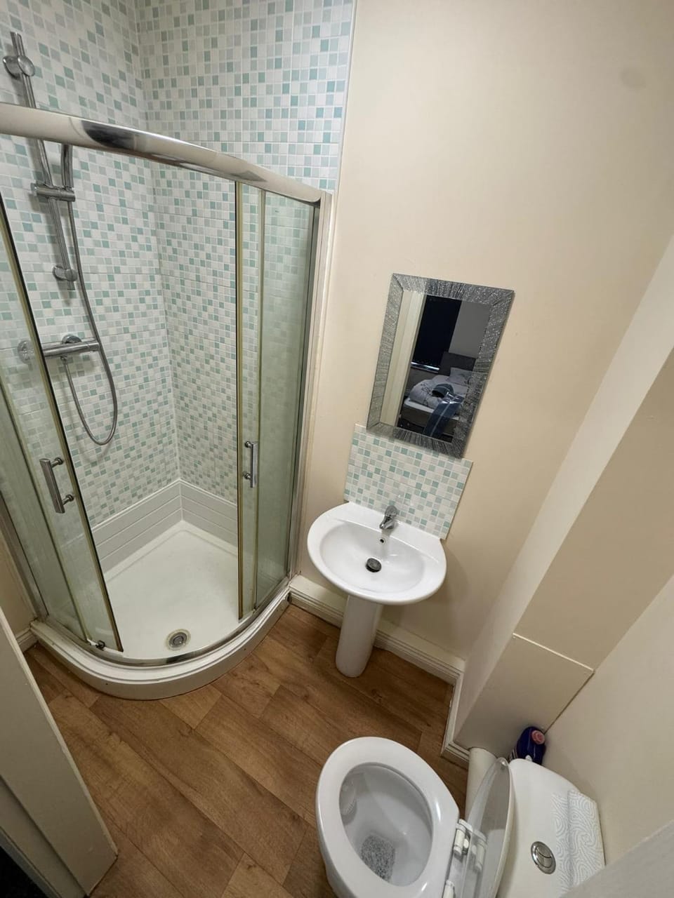 Shower, Toilet, Bathroom