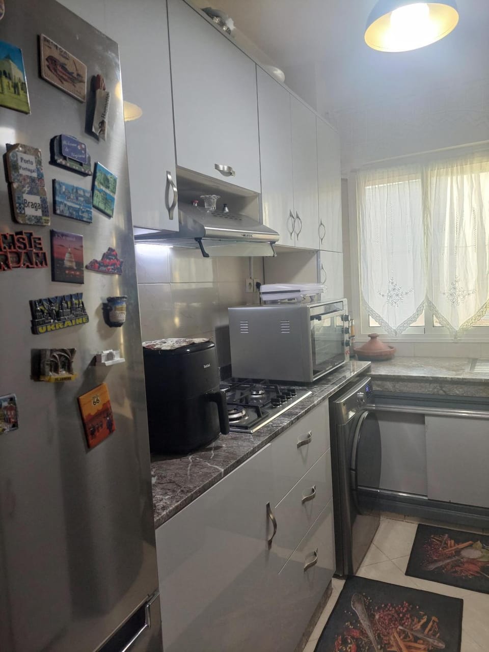 Kitchen or kitchenette, oven, stove
