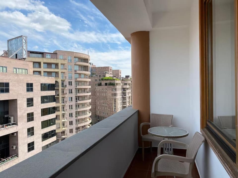 Northern Avenue -TOP LOCATION ! Spacious Apartment with 2Bedrooms and 2Bathrooms - Wonderful View from Balcony on Northern Avenue Apartment in Yerevan