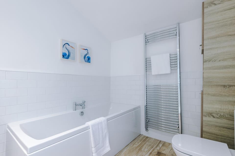 Bathroom, Bath
