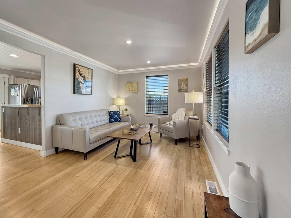 Alderwood Escape House in Sequim