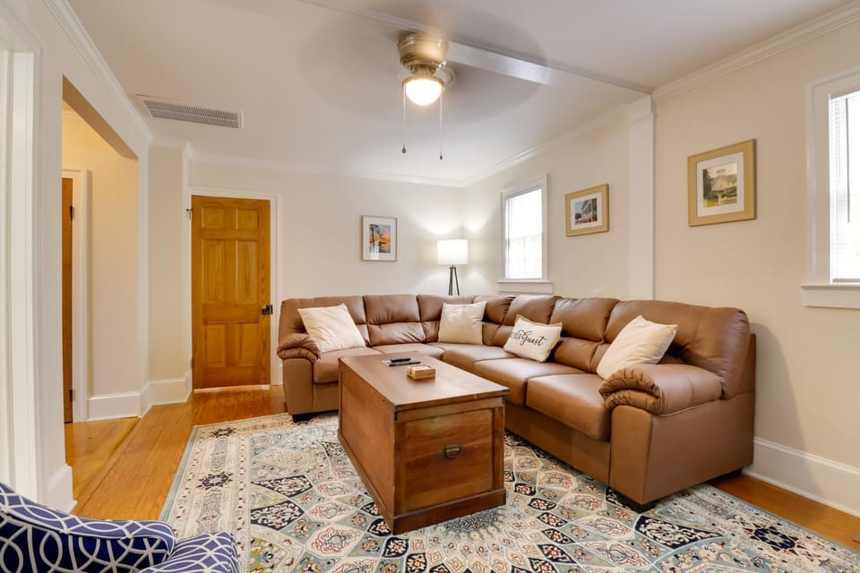 Steps to Downtown! Family Home in Historic Edenton House in Edenton