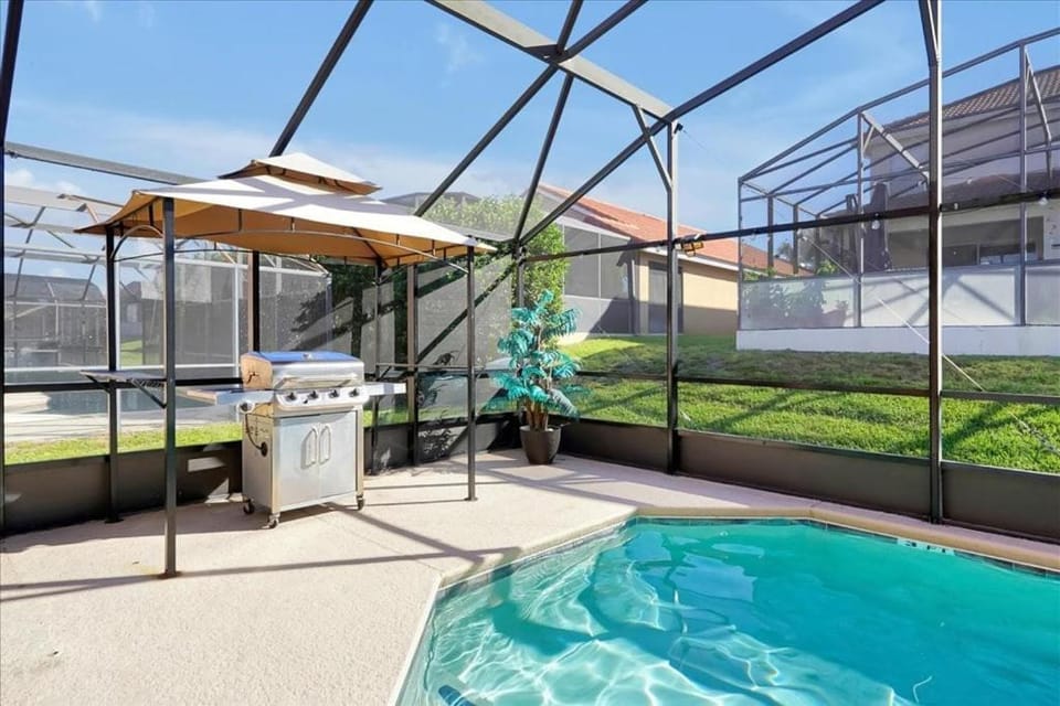 Aviana Resort: 5star Home w/pool. Family & Pet Friendly House in Loughman