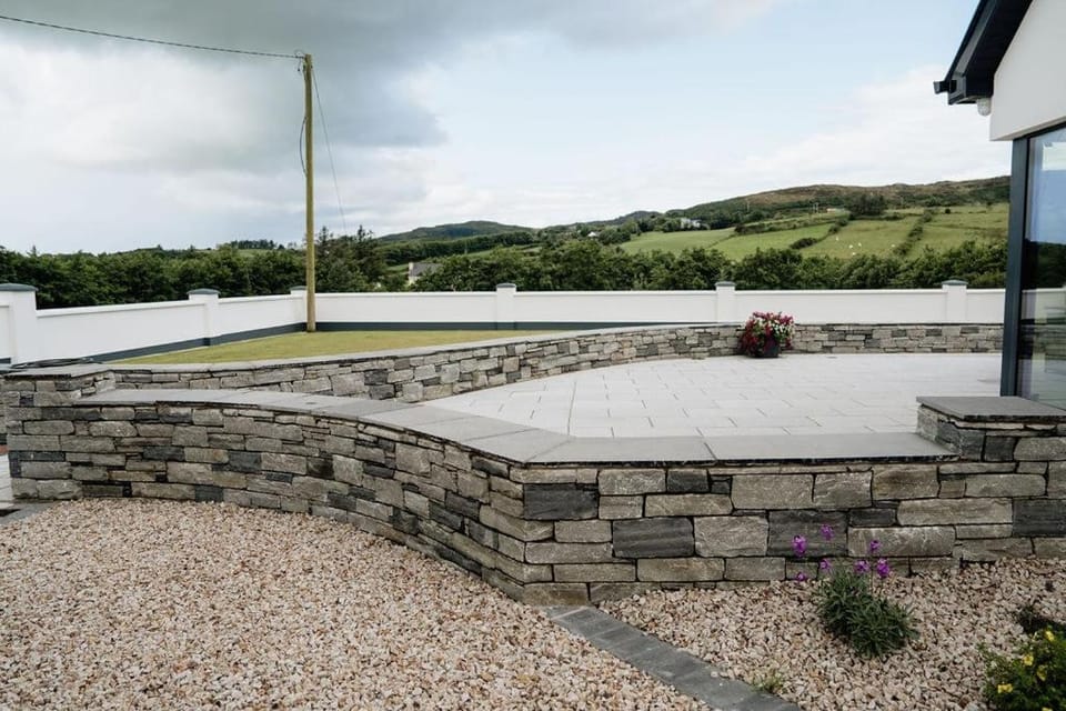 Balleeghan House House in County Donegal