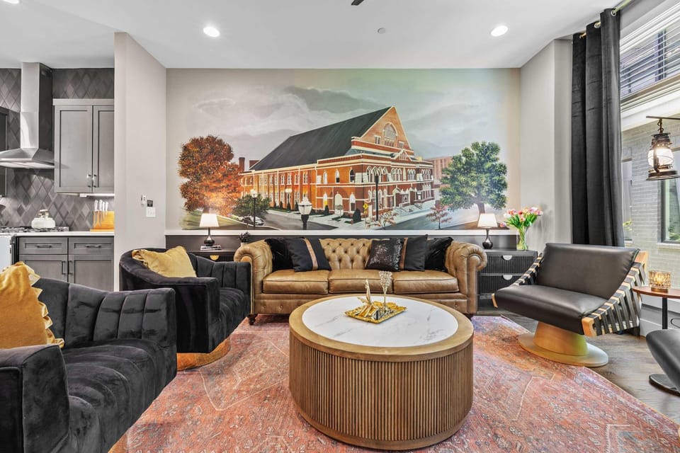 Iconic Ryman Revival - Pews Murals & Karaoke House in Nashville