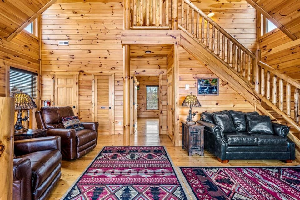 Fall Family Fun-Pool in Cabin-View-Games-Hot Tub Cabin in Sevier County