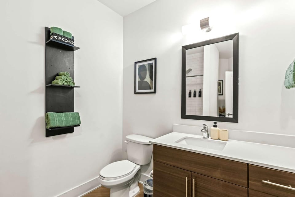 Luxury In Ga Tech Apartment in Atlanta