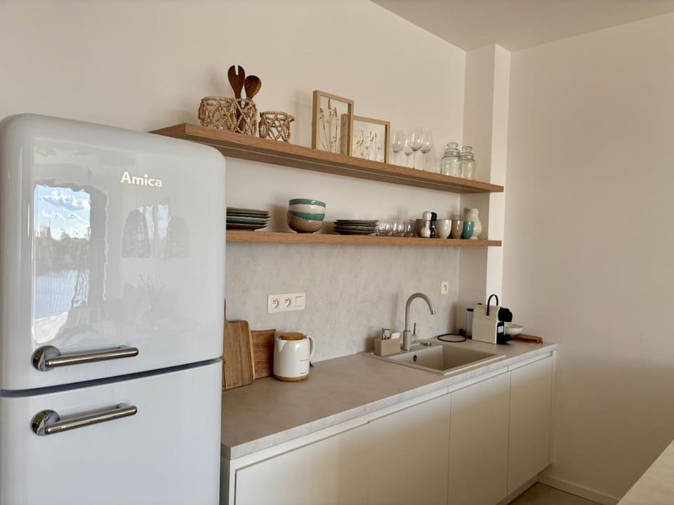 Coffee/tea facilities, Kitchen or kitchenette