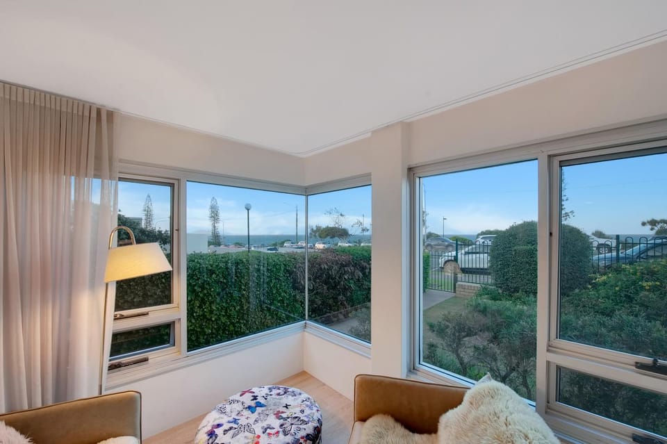 Day, Natural landscape, View (from property/room), Living room, Seating area, Garden view