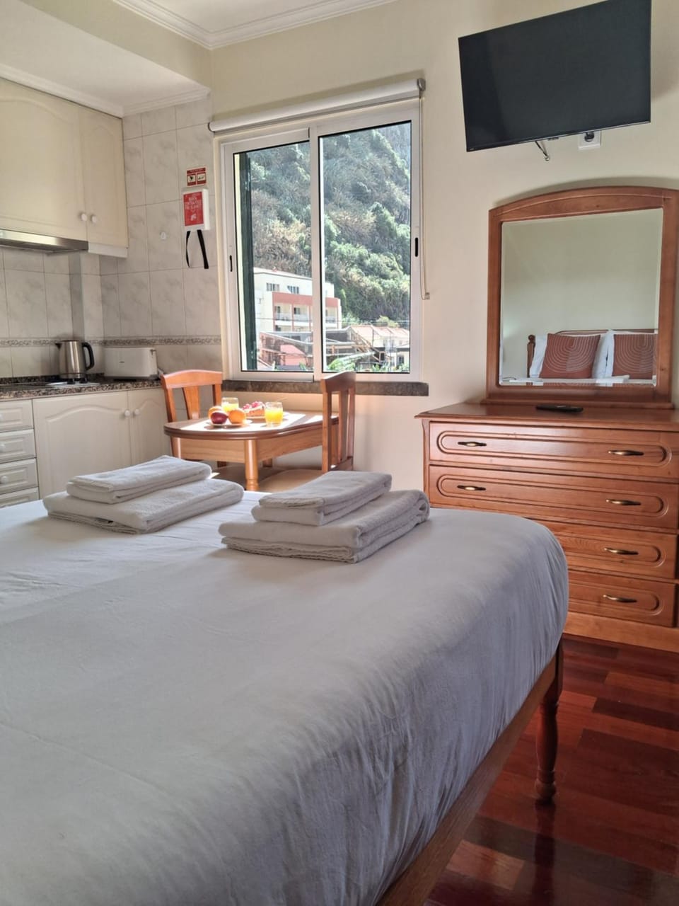 Ribeira Brava Studios - J Apartment in Madeira District