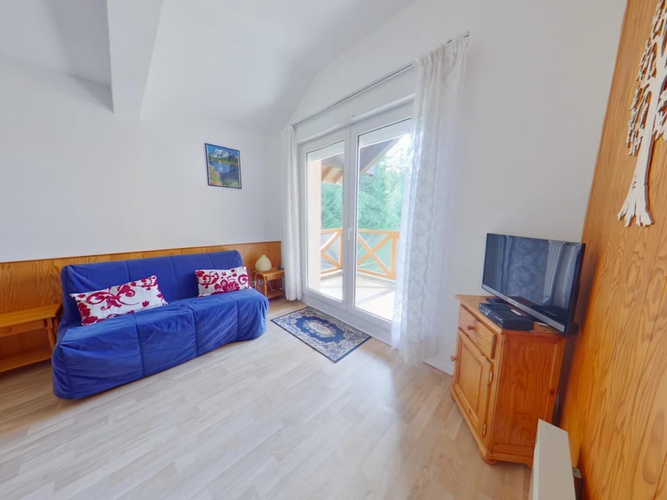 Ski aux pieds : Appartement 6 pers. aux Rousses - FR-1-834-14 Apartment in Jura
