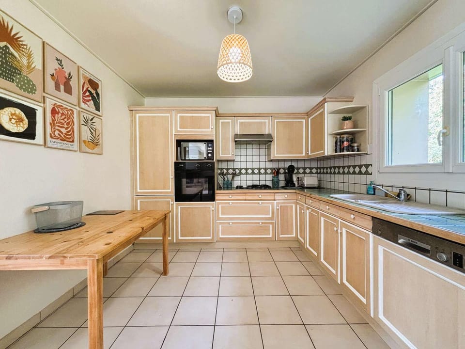 Évasion paisible à La Forêt-Fouesnant, à 400m de la plage - FR-1-481-183 House in Fouesnant