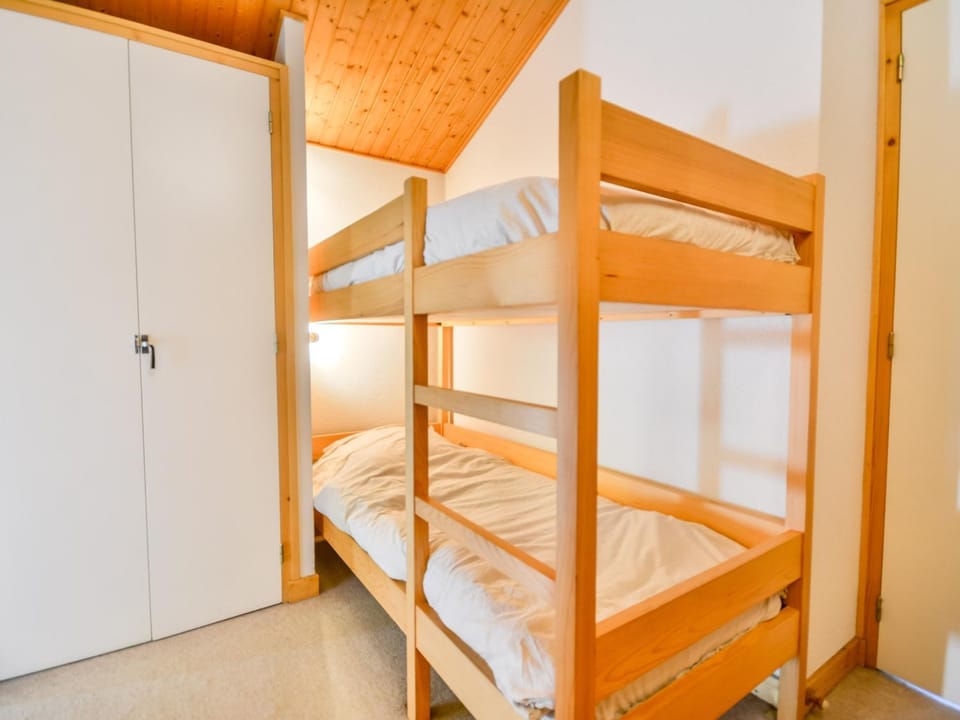 Morzine: Appartement 4 pers, balcon, proche pistes - FR-1-684-76 Apartment in Les Gets
