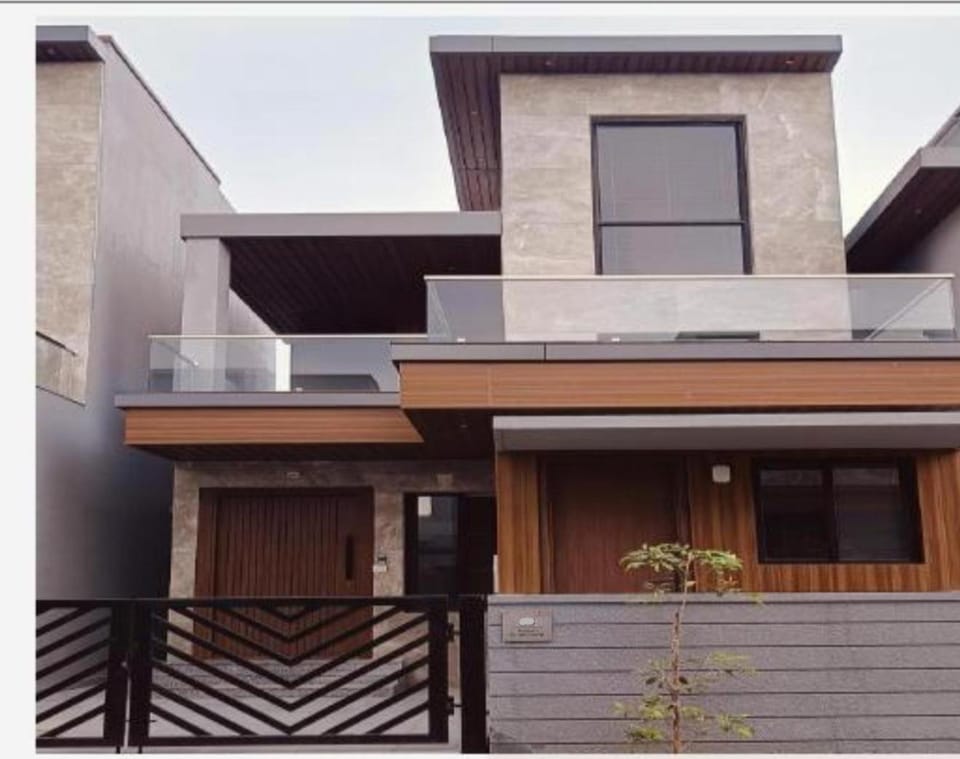 Property building, Balcony/Terrace