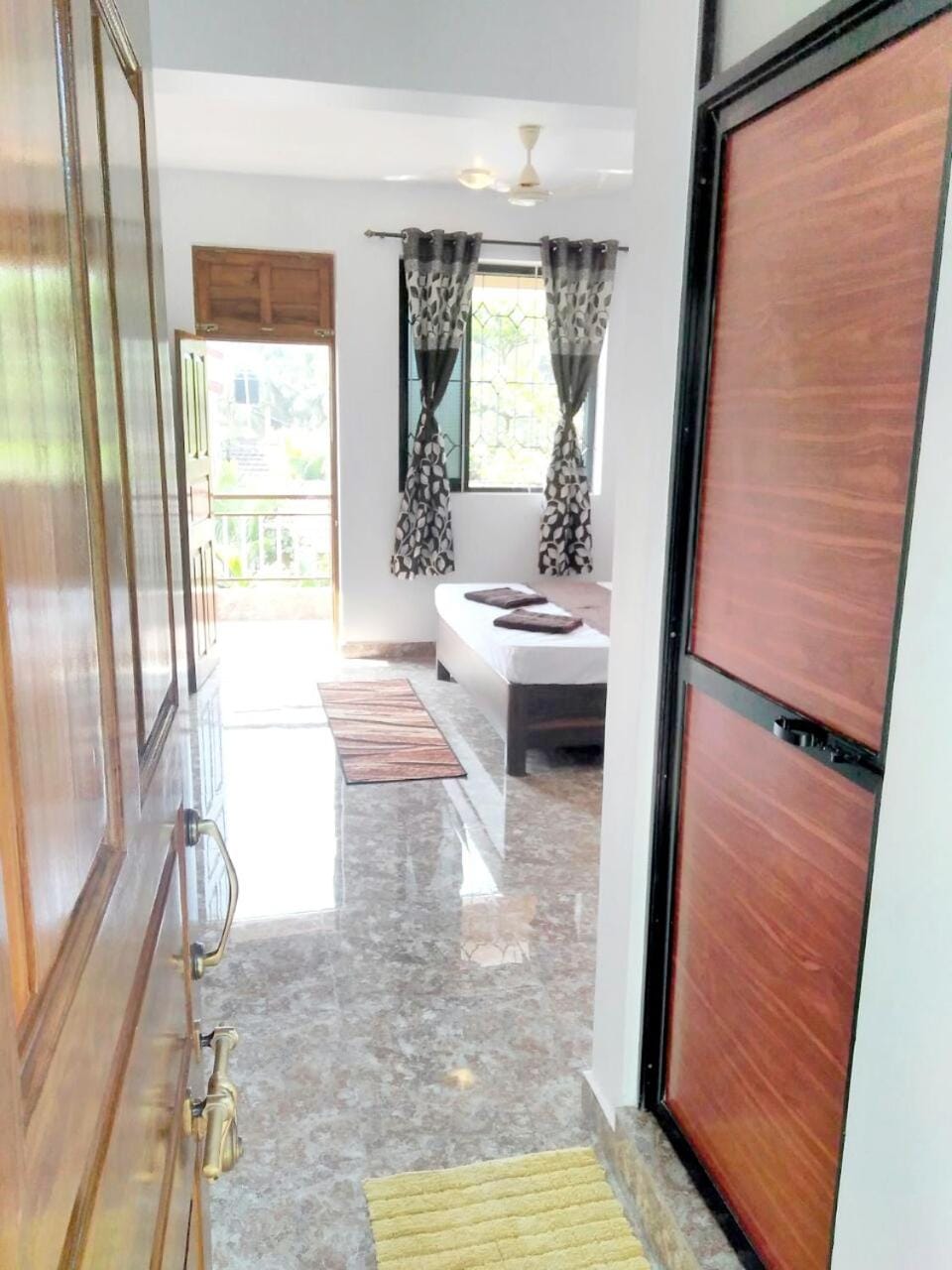 MŏřĜîm ɓɛač̣ĥ řőòm Bed and Breakfast in Goa, India