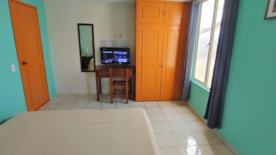 TV and multimedia, Photo of the whole room
