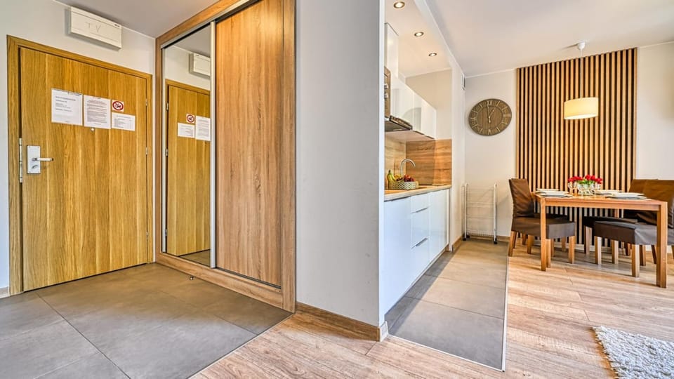 Kitchen or kitchenette, wardrobe