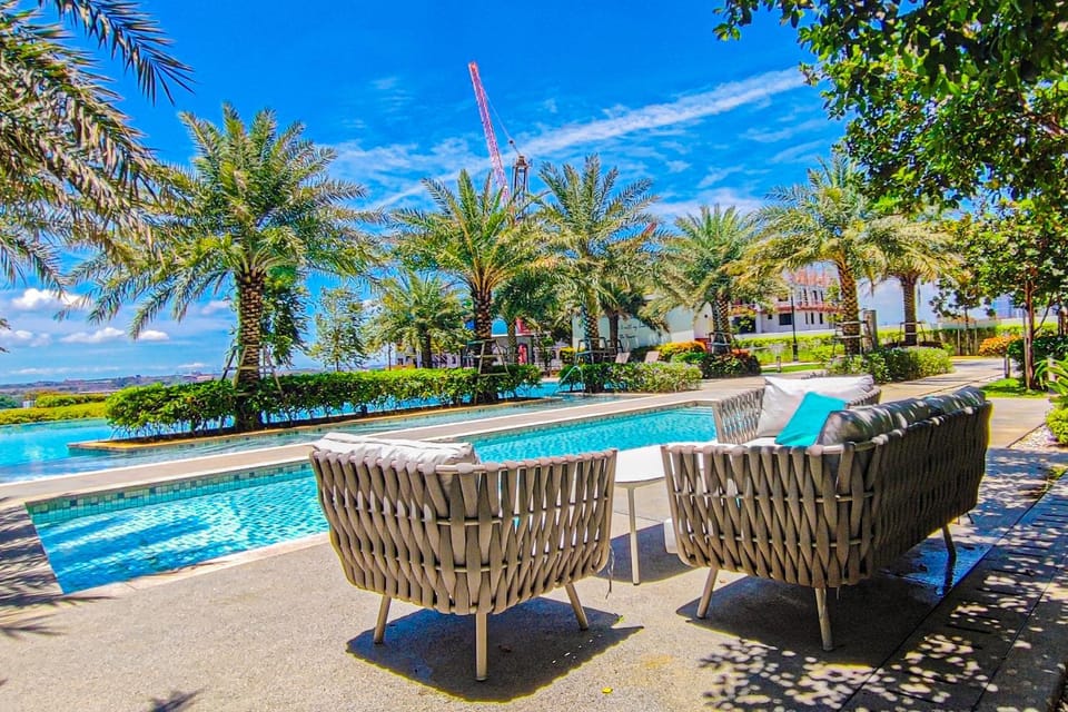 Patio, Day, Garden, Garden view, Pool view, Swimming pool, sunbed