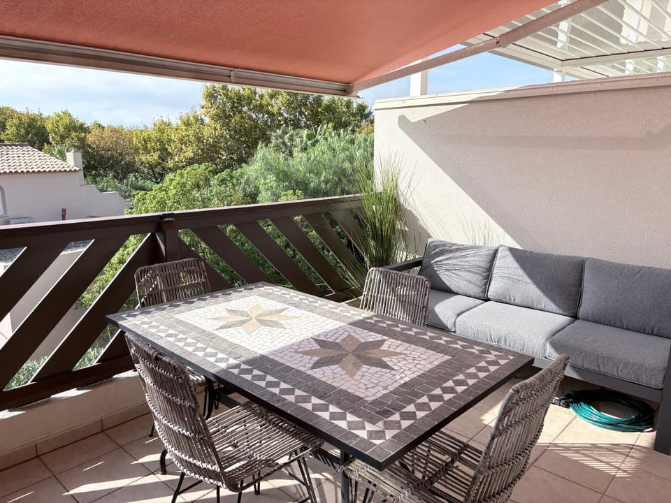 Patio, Balcony/Terrace