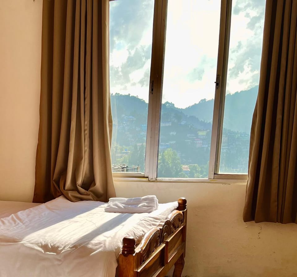 Bed, Mountain view