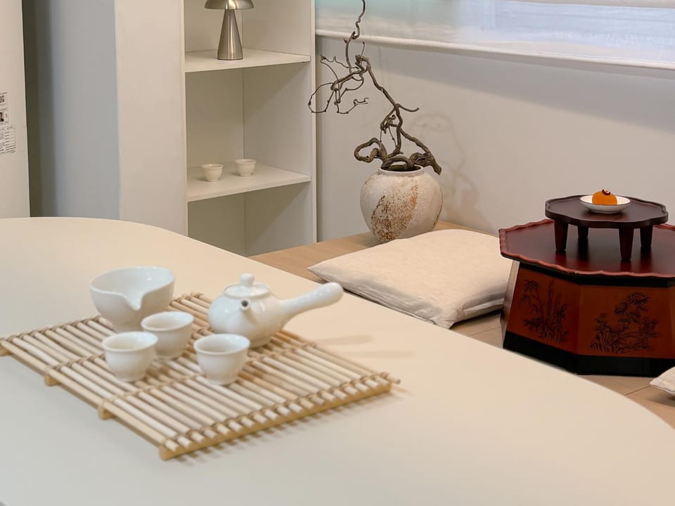 New Open, 5-min Walk from DDP, Modern Korean Vibe Apartment in Seoul