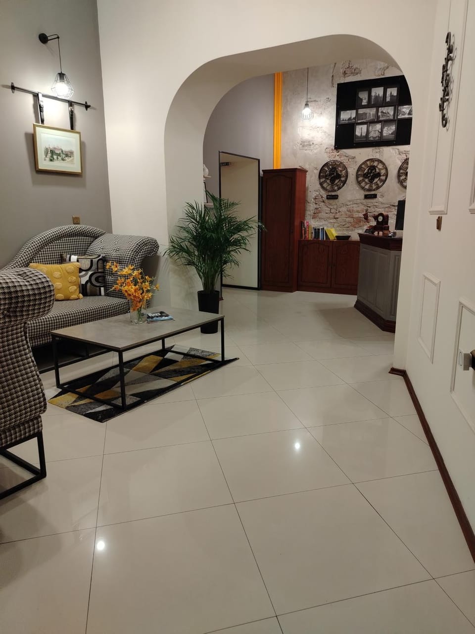 Property building, Lobby or reception, Seating area