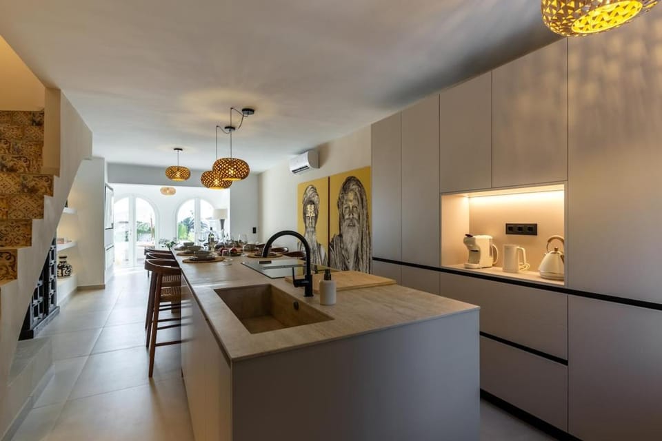 Casa Marcia Sea view Brand new townhouse Apartment in Marbella