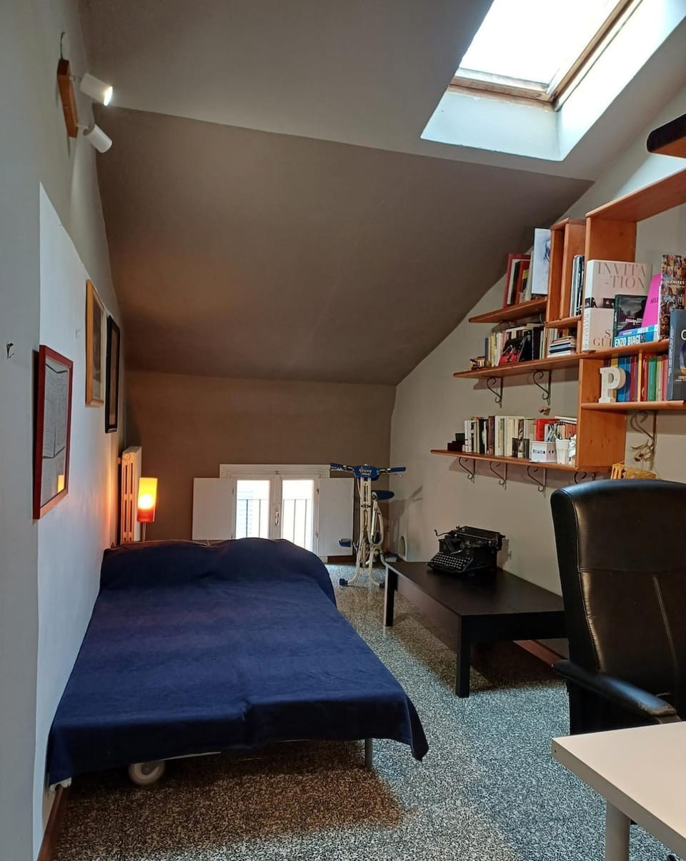 Maison Mondrian, a due passi dal Duomo Apartment in Modena