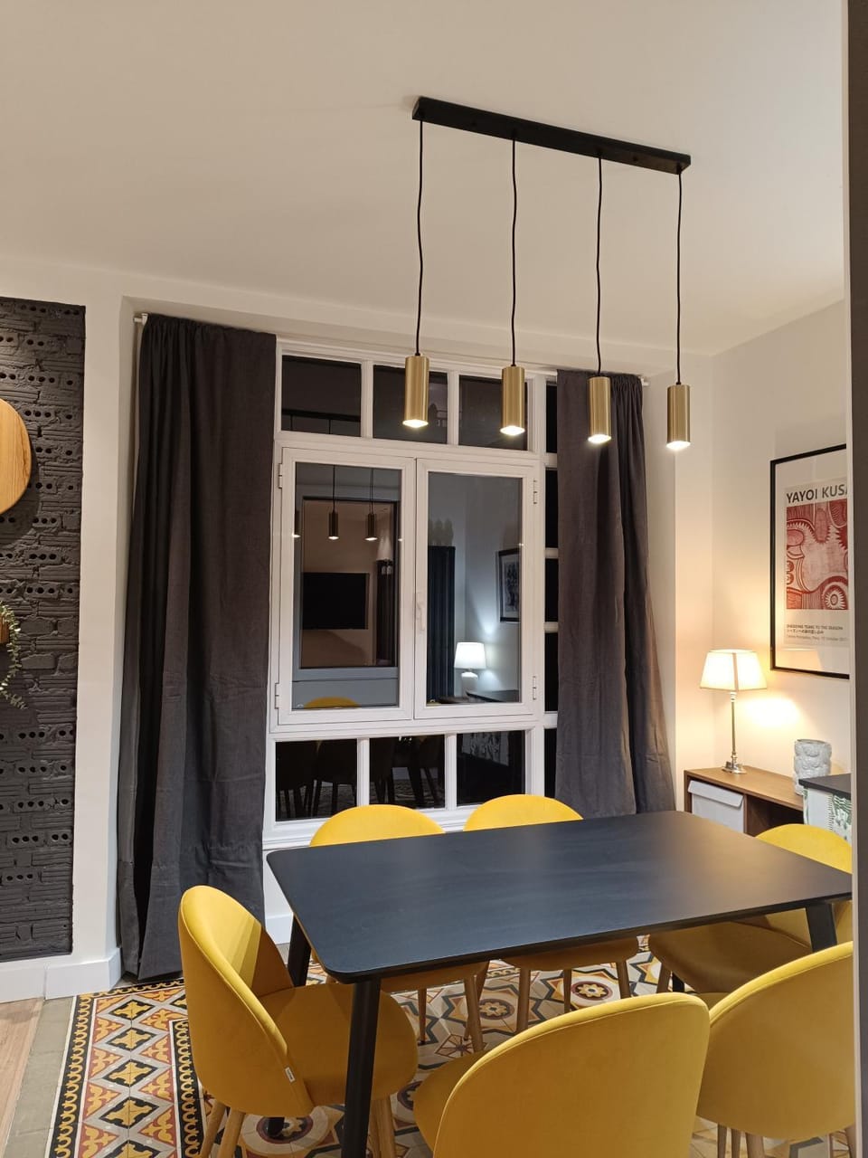 Living room, Dining area