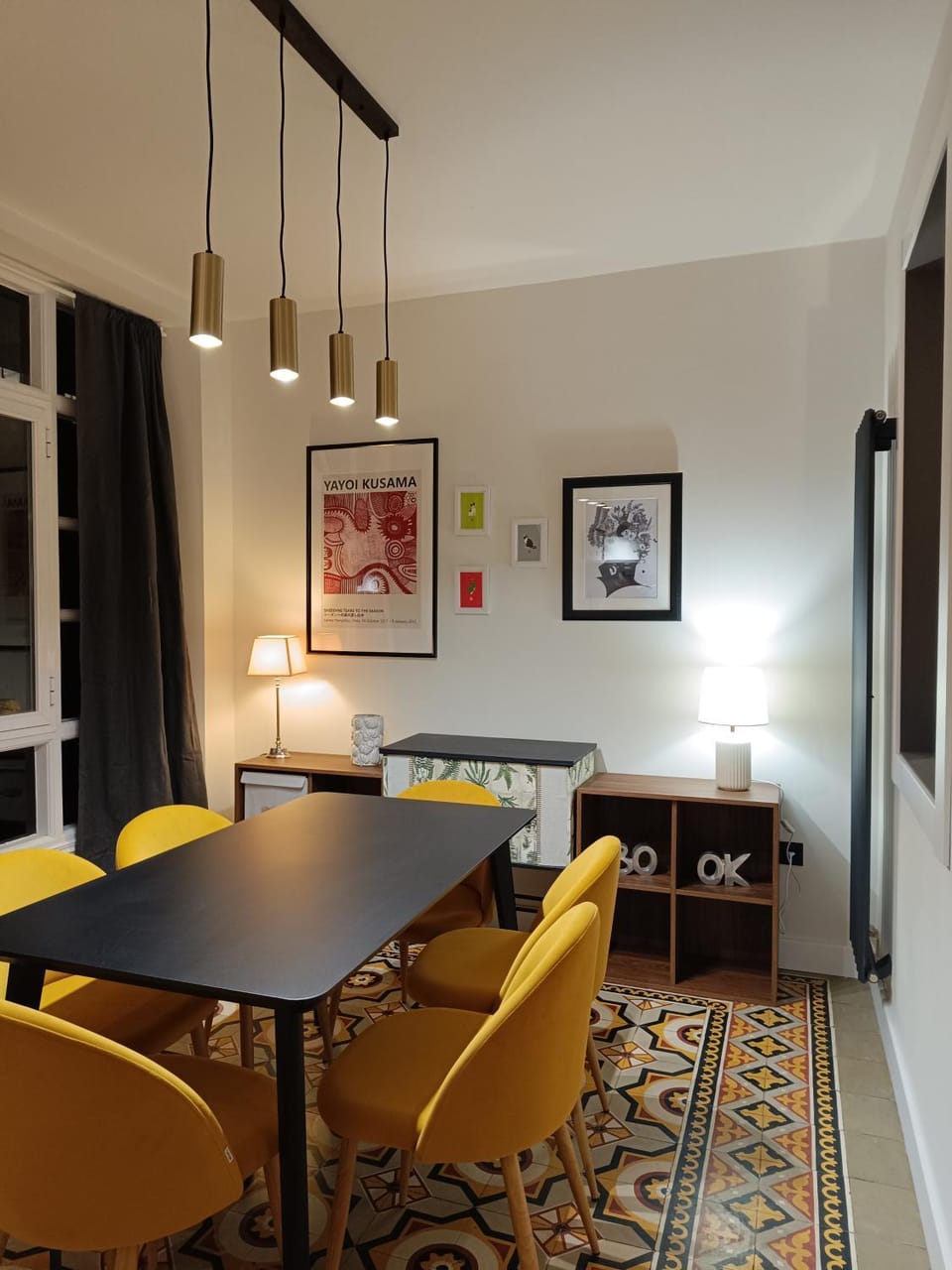 Living room, Dining area