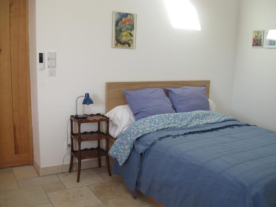 Studio indépendant pour 1 - 2 personnes Apartment in Centre-Val de Loire