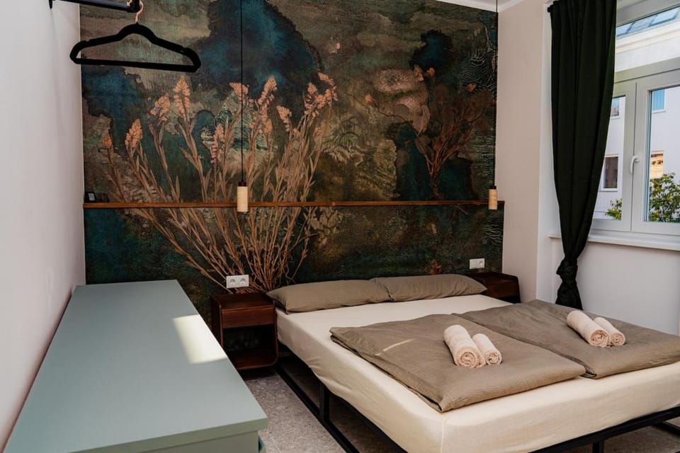 Bed, Bedroom
