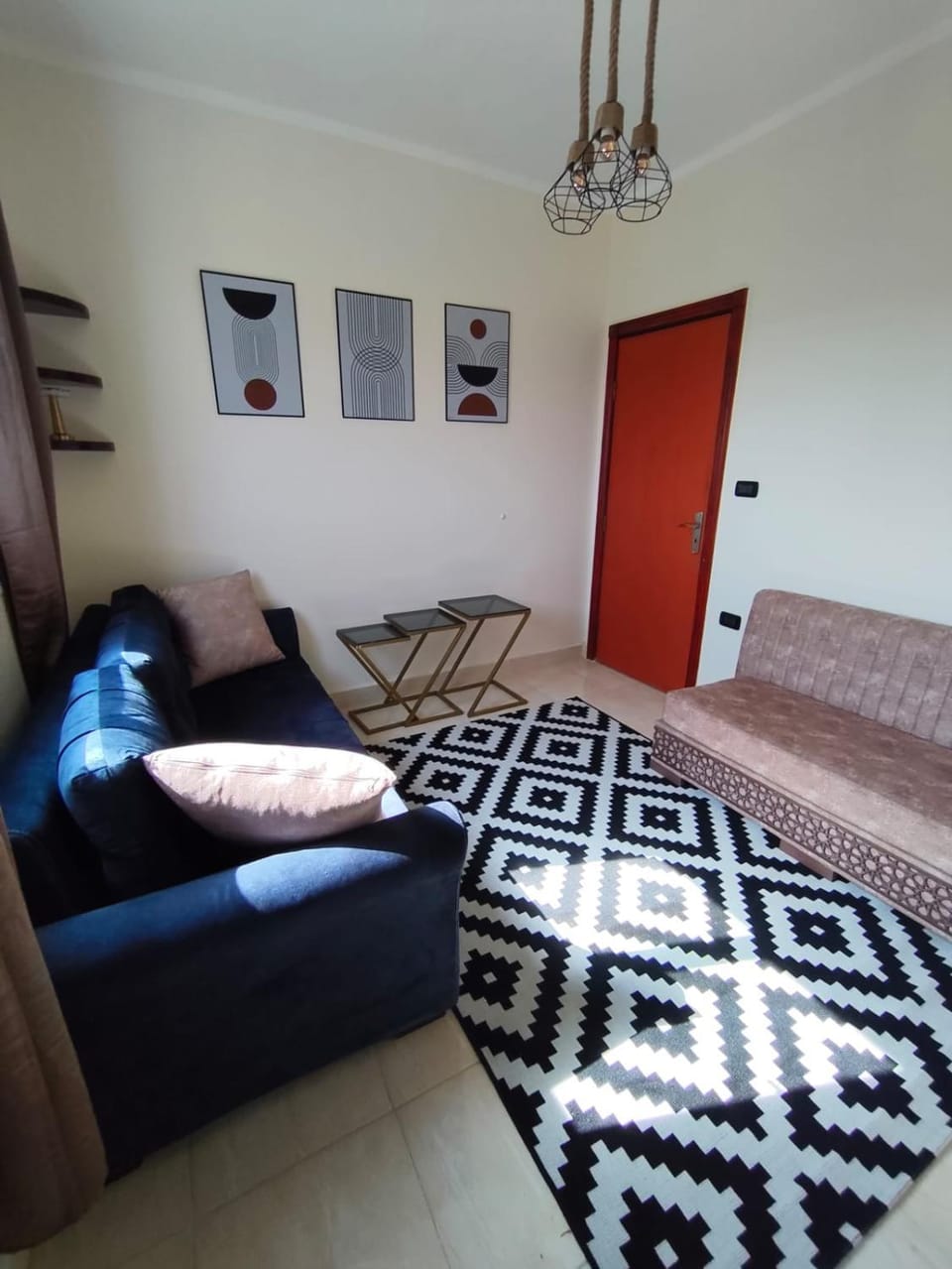 Seating area, Bedroom