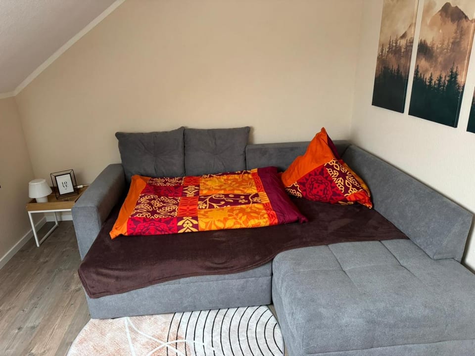 Bed, Living room
