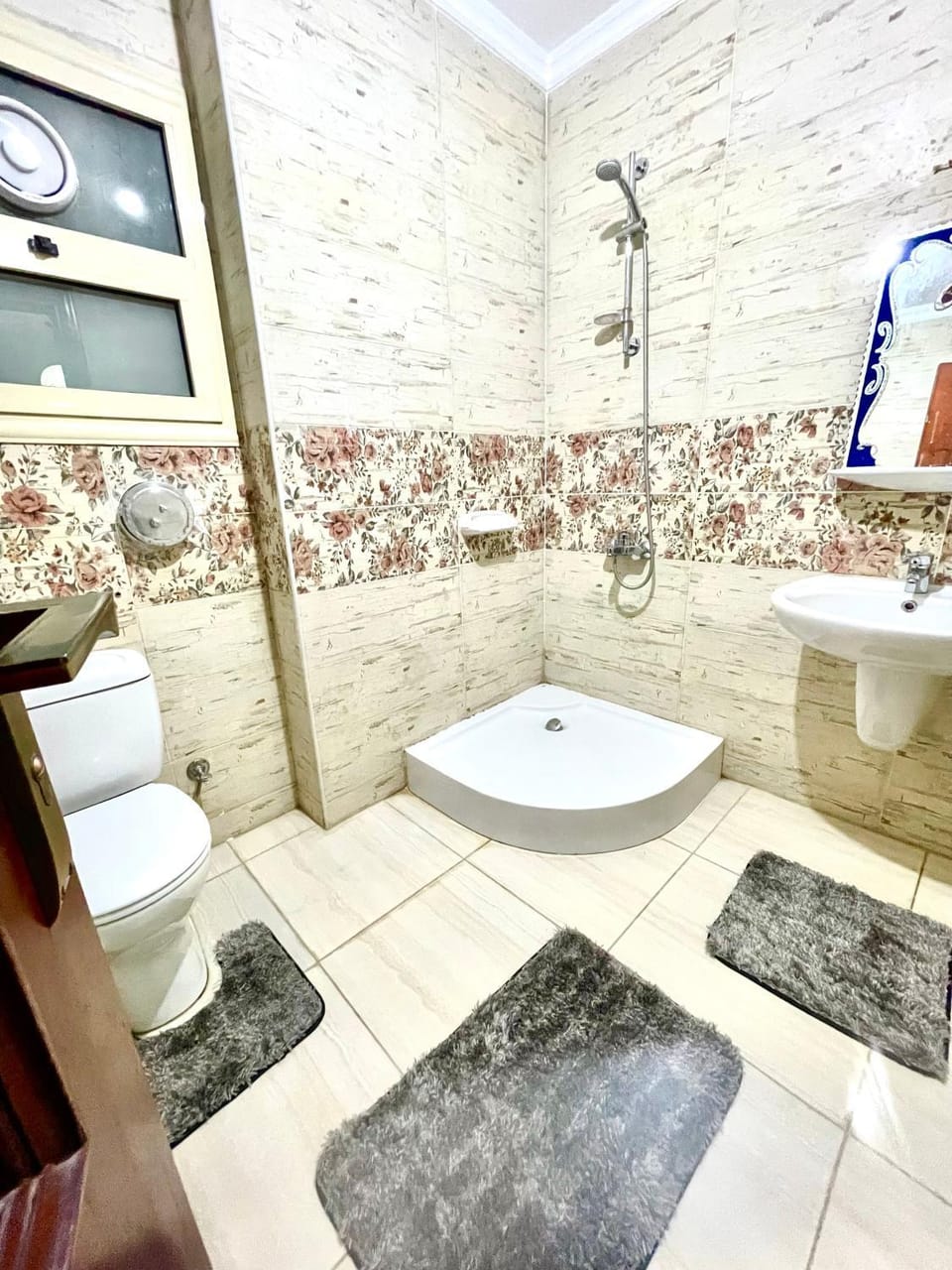 Luxury apartments in golden gate compund Apartment hotel in Cairo Governorate