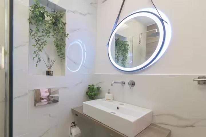 Lia's Luxury Intown Apartment, Primary Location Apartment in Thessaloniki